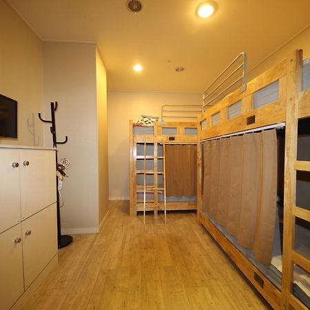 Hostel The New Day Busan Exteriör bild