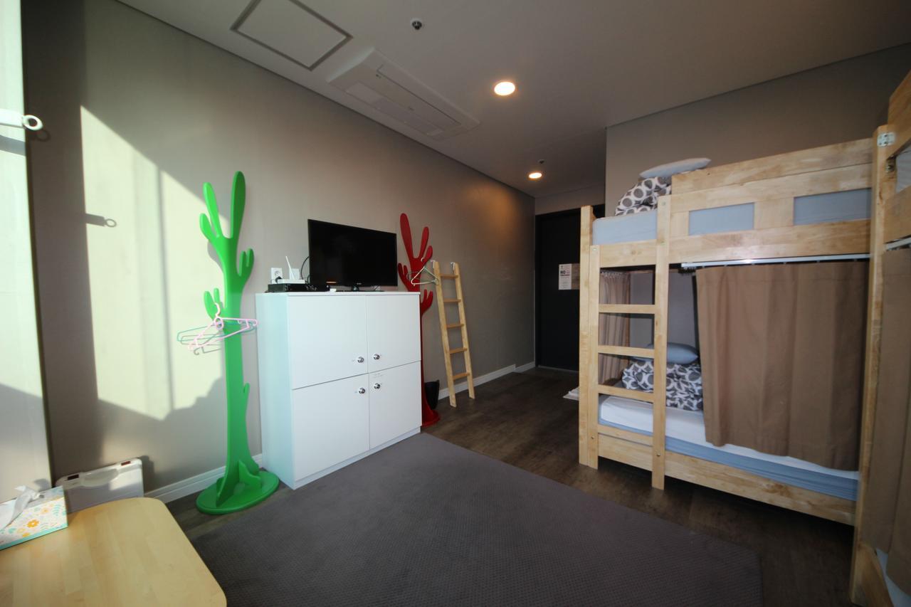 Hostel The New Day Busan Exteriör bild