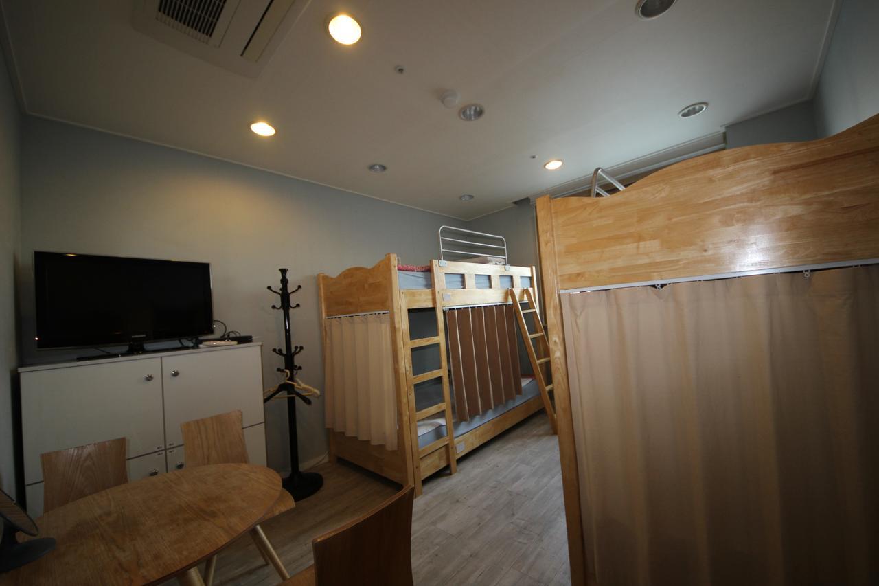 Hostel The New Day Busan Exteriör bild