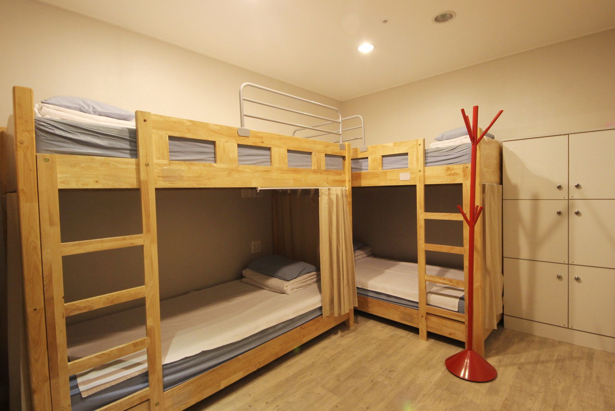 Hostel The New Day Busan Exteriör bild