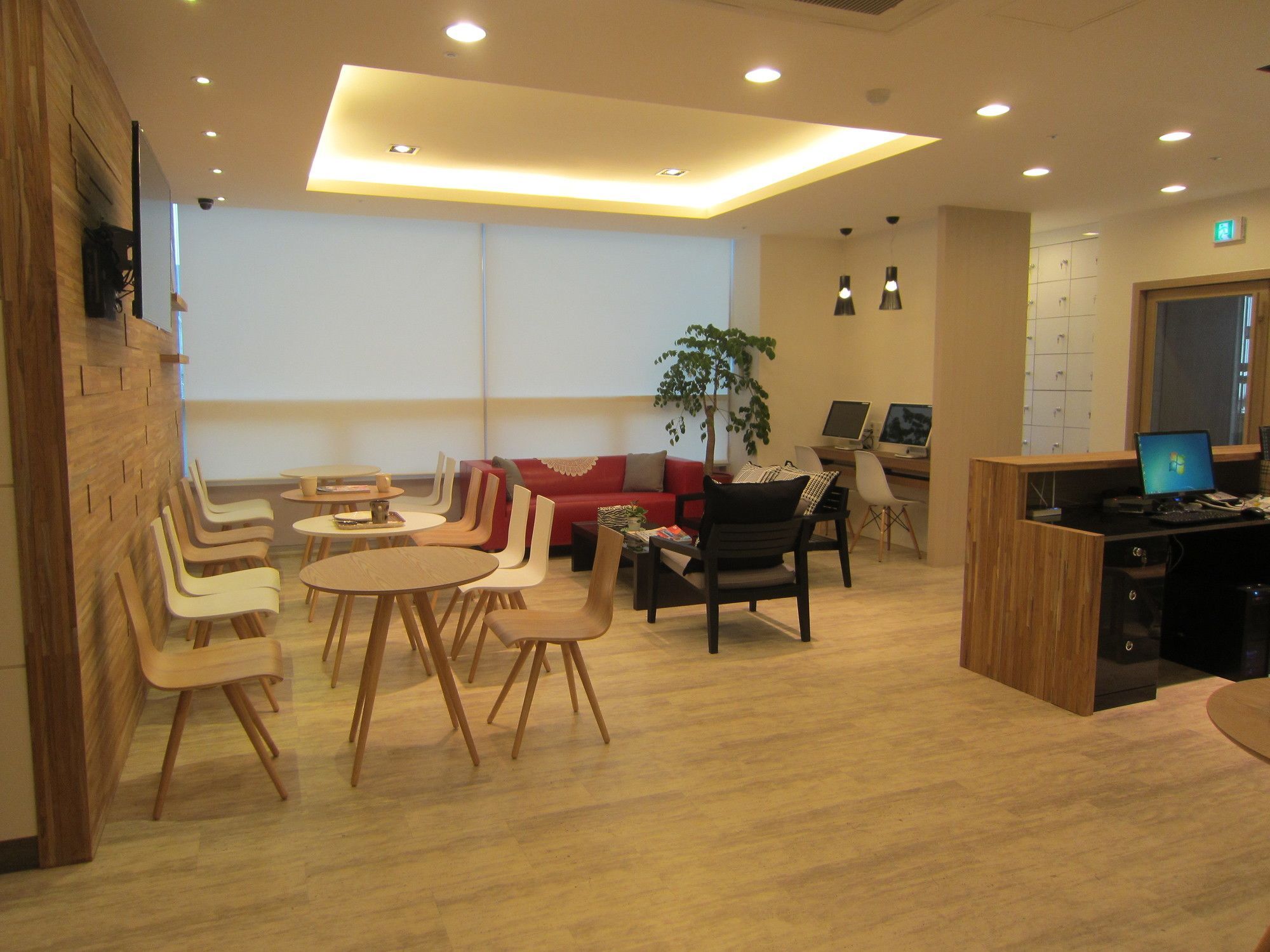 Hostel The New Day Busan Exteriör bild