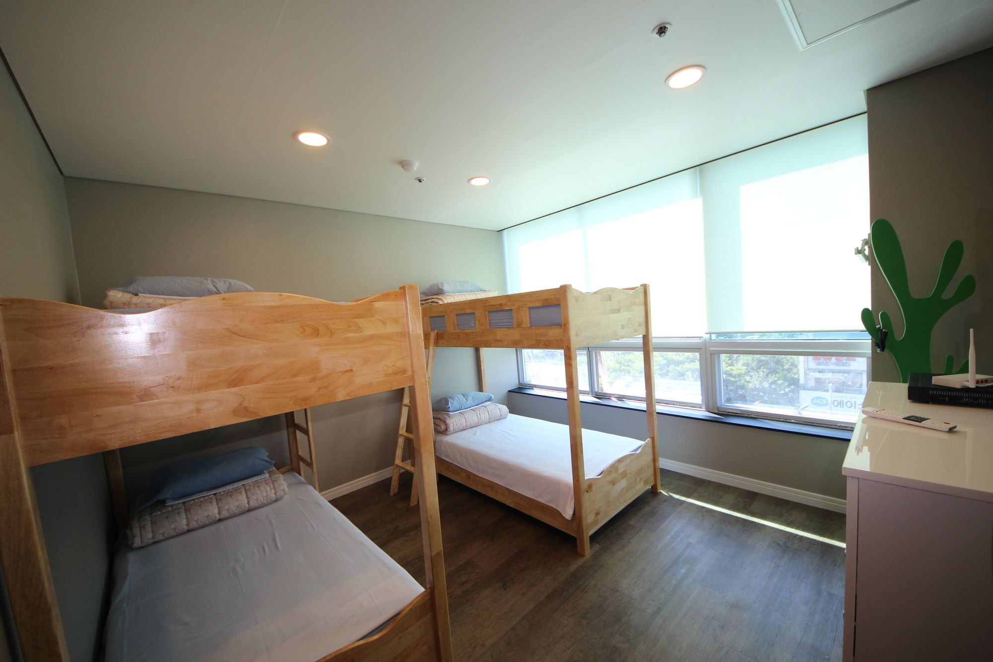 Hostel The New Day Busan Exteriör bild